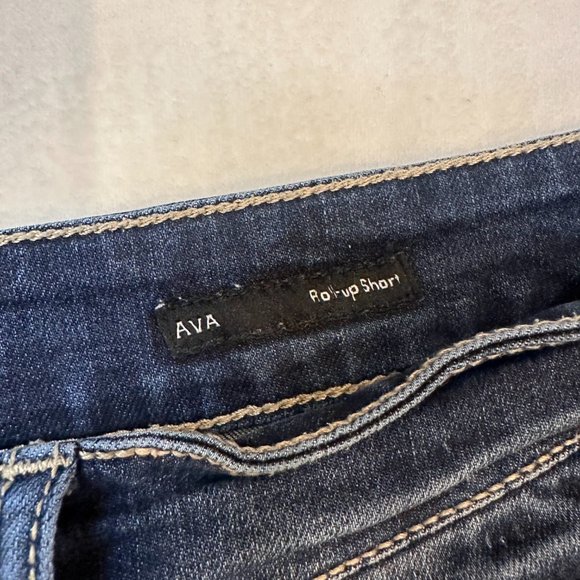 Dear John Ava Roll Up Short Medium Wash  - Size 29 - Picture 4 of 10